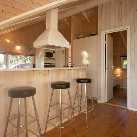 Three-bedroom Holiday In 17 Fjerritslev